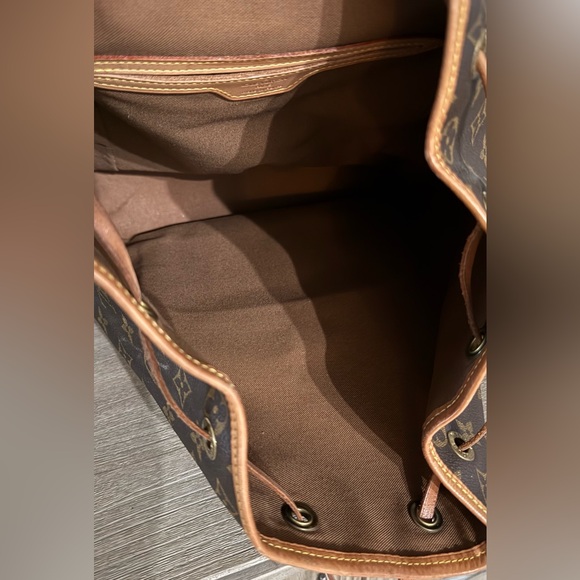 VINTAGE Louis Vuitton Montsouris MM - Picture 8 of 16